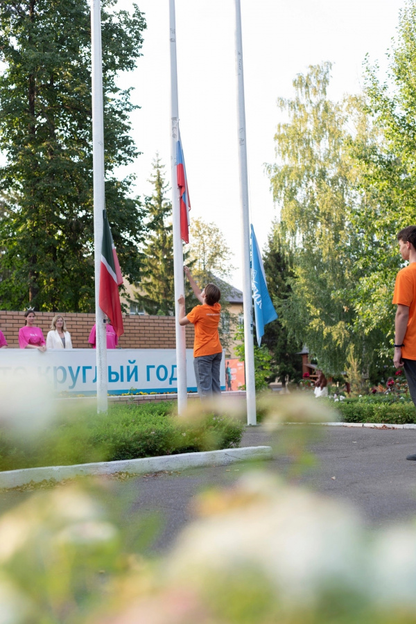#ЛагеряТатарстана поздравляют С Днем Государственного флага Российской Федерации!