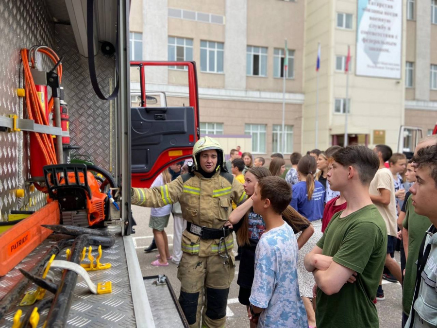 Продолжаем оздоравливать и организовывать полезный, безопасный, интересный отдых в детских лагерях.